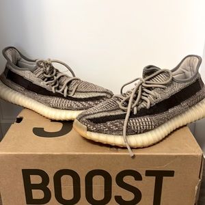 Yeezys 350 v2, us mens 10, grey and black